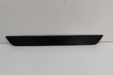 Ornament prag dreapta față TESLA MODEL Y 2023 OEM: 1494301-00-B 23418673