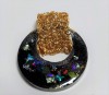 Pandantiv Brun Rasina Epoxidica RavariuArt, Fir Crosetat Auriu, Imitatie Opal Negru, Handmade, 3cm, Bijuterie Lux Unicat