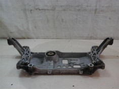 Punte fata cadru motor Volkswagen Passat An 2008-2015 cod 7N0199369A foto