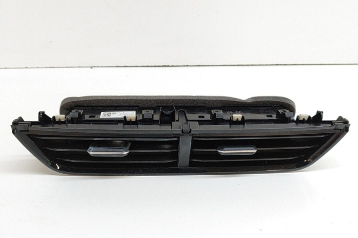 Gura de ventilație planșa de bord VW T-ROC A11 2023 OEM: 2GA819728G | 25614792