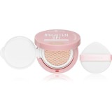 essence BRIGHTEN UP! Cushion Foundation burete cu machiaj matifiant culoare 10 Honey 12 g