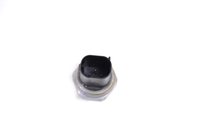 Senzor de presiune aer condiționat BMW 8 Gran Coupe G16, F93 2019 OEM: 9323658 13453173