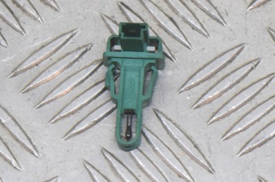 Senzor de temperatură TESLA MODEL 3 2019 OEM: 117482921,T22416C | 12646949 foto