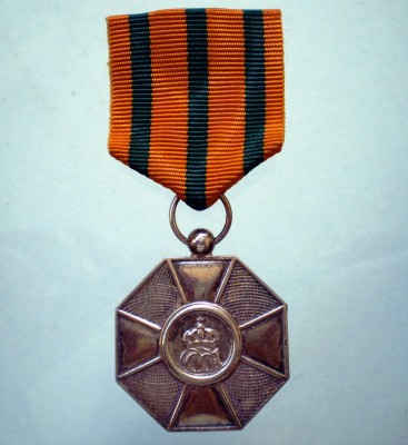 5.220 MEDALIE LUXEMBURG LUXEMBOURG ORDER OF THE OAKEN CROWN ARGINT foto