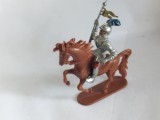 bnk jc Germania - Jean Hoefler - cavaler medieval cu steag - calare