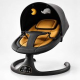 Cumpara ieftin Balansoar electric Dr.Denis pentru bebeluși, negru-auriu, cu tăviță masă, telecomandă și control aplicație mobilă