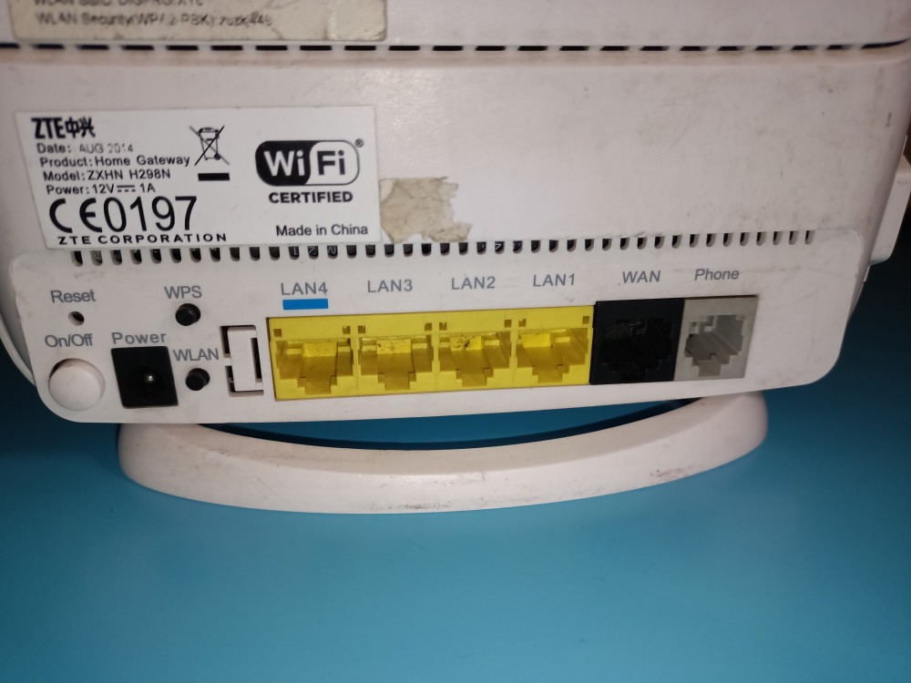ROUTER WIRELESS ZTE ZXHN H298N, GIGABIT N300MBPS Digi