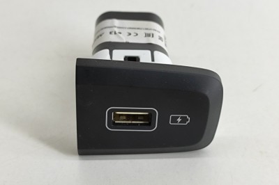 USB HYUNDAI TUCSON NX4E, NX4A 2022 OEM: 96125-N9000 23358860 foto