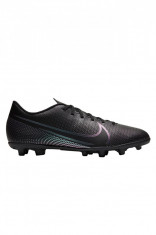 Ghete Fotbal Nike Vapor 13 Club - AT7968-010 foto