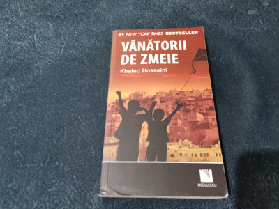 KHALED HOSSEINI - VANATORII DE ZMEIE foto