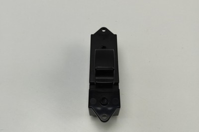 Buton geam ușă st&amp;acirc;nga spate MITSUBISHI LANCER VIII CY_A, CZ_A 2008 OEM: 8608A067,C8D-D610M | 30428599 foto