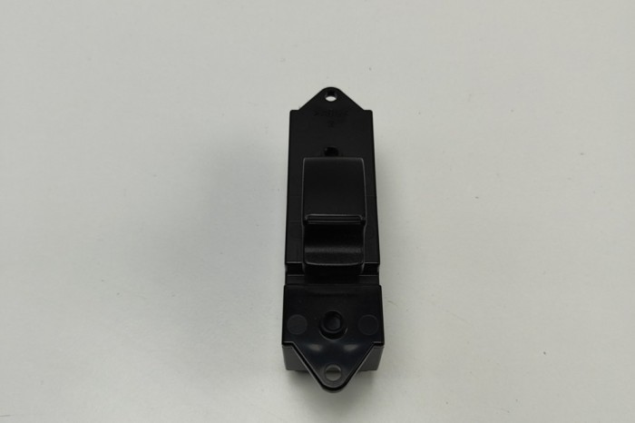 Buton geam ușă st&acirc;nga spate MITSUBISHI LANCER VIII CY_A, CZ_A 2008 OEM: 8608A067,C8D-D610M | 30428599