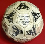Mingie fotbal - Campionatul Mondial de Fotbal din SUA (WORLD CUP 1994) ROMANIA (este sparta)