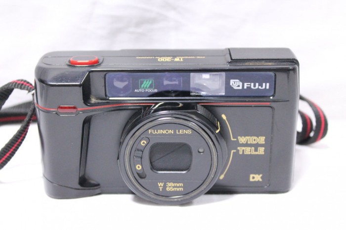 Aparat foto cu film FUJI TW-300 WIDE TELE - netestat