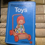 First Picture Book of Toys (Ladybird First Picture Books)