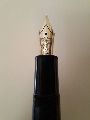 Stilou Montblanc Maisterstuck 146 Varf Aur 14ct foto