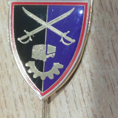 M3 N2 57 - insigna - militar - simbol sabii incrucisate