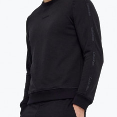 Bluza barbati cu croiala Regular fit si imprimeu cu logo negru