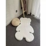 Cumpara ieftin Covor Pufos in Forma de Ursulet - 70x45cm, Alb - 91010