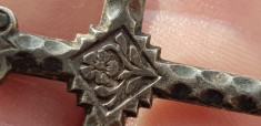 Cruce anii 1800 argint manufactura antica unicat lantisor cadou antichitati foto