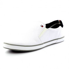 Tenisi Barbati Tommy Hilfiger Iconic FM0FM00597100white foto