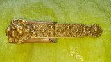 G993-I-Teaca Stilet vechi capete Lei si modele deosebite cu tinte etc cca 1850-1900 bronz masiv aurit stare buna.