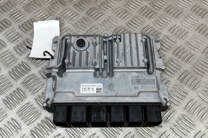 Unitate de control motor BMW F40 2022 OEM: 5A4C359,0261S105VR,033852047 21744747