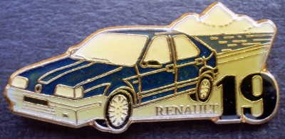 I.808 INSIGNA PIN AUTO AUTOMOBIL RENAULT 19 foto