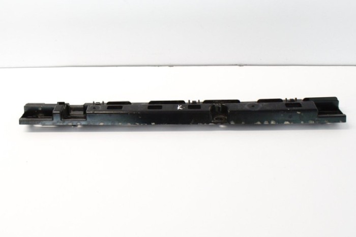 Suport prag lateral BMW X2 F39 2019 OEM: 7426449,18008610 11326049