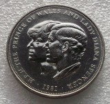 P3. Marea Britanie Anglia UK Elizabeth II 1981 Charles &amp; Diana Royal Wedding Crown aUNC in poseta originala **