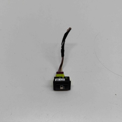 Comutator deschidere rezervor BMW 3 F30, F80 2017 OEM: 9358969 | 31798869 foto