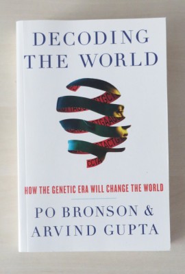 Decoding the World - Po Bronson foto