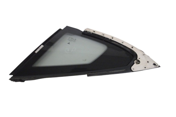 Geam lateral dreapta spate TESLA MODEL S 2016 OEM: 1026839-00-D 23170728