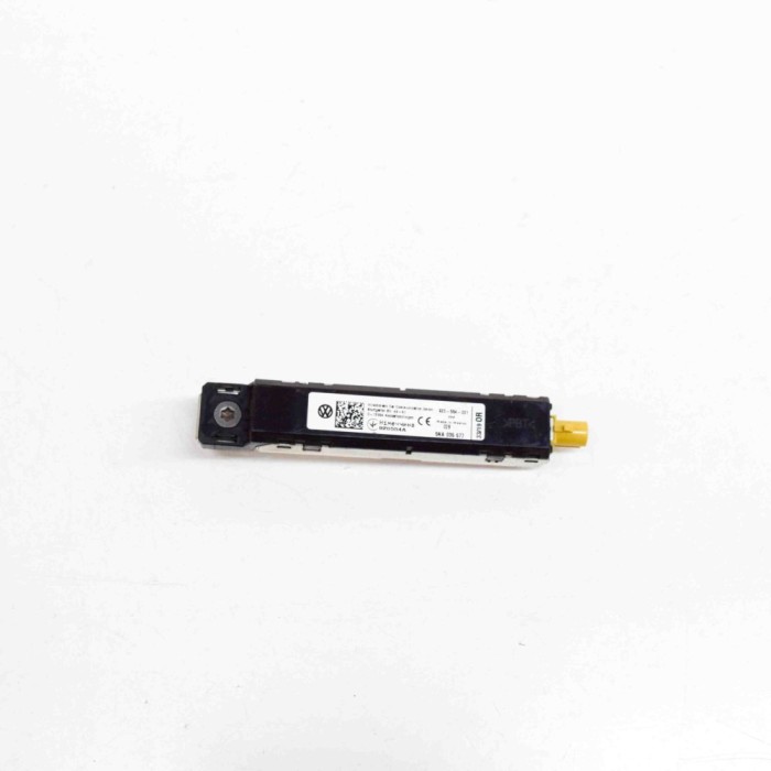 Amplificator de antena VW TIGUAN AD1 2020 OEM: 5NA035577