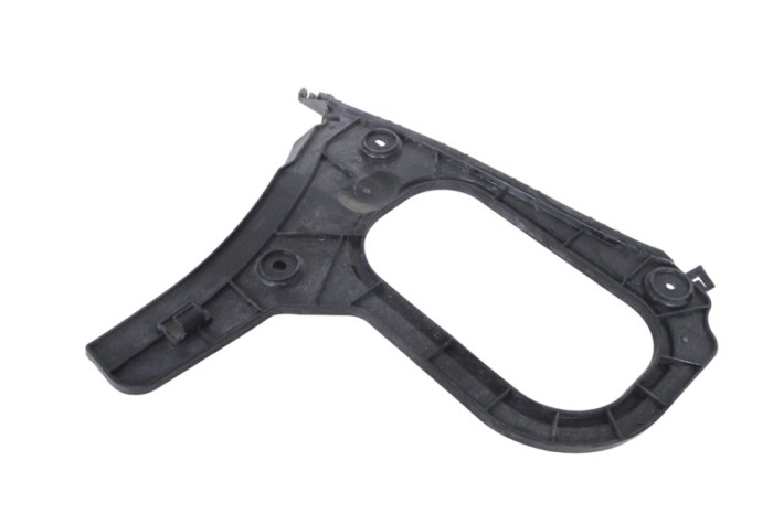 Suport bara de protecție dreapta spate AUDI A3 Limousine 8VS, 8VM 2016 OEM: 8V5807378A 18145243