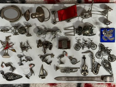 LOT MINIATURI ARGINT 800 - Diverse modele - 360g - Doar 4.4 lei/gr. ! foto