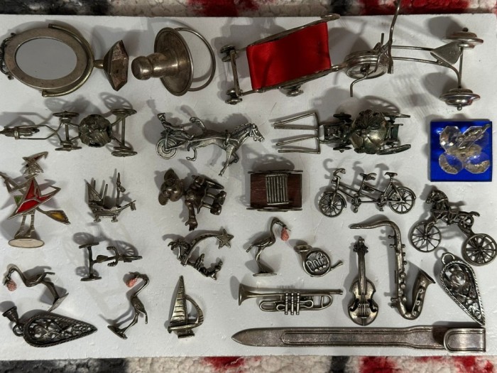 LOT MINIATURI ARGINT 800 - Diverse modele - 360g - Doar 4.4 lei/gr. !