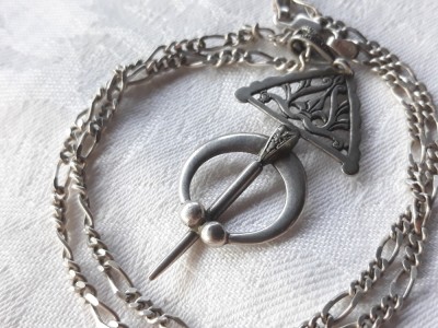 argint MEDALION FIBULA TUAREGA etnic TRIBALA manopera EXCEPTIONALA unic VECHI splendid foto