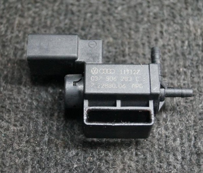 Supapa solenoid AUDI A6 4F2, C6 2010 OEM: 037906283C 2157024
