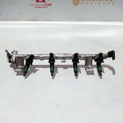 Rampa injectoare cu injectoare Ford Focus II 2004-2012 foto