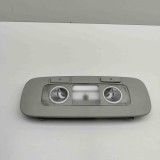 Iluminare interioară VW PASSAT Variant B7 365 2012 OEM: 3C0947291E 30658738
