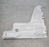 Scut motor dreapta spate VW PASSAT Variant B8 3G5 2018 OEM: 3Q0825967