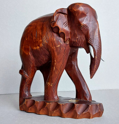 Elefant - sculptura cu postament in lemn de tec baituit thailandez, 21x19cm foto