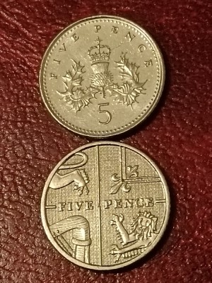 Lot 2 monede Anglia: (2 variante) 5 (five) pence 2008 veche + noua, stari UNC + Luciu. Discount conform descriere [10 - 20 %. Vezi descrierea.]. foto