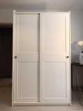 Dulap IKEA de haine cu usi glisante, alb &ndash;118x55x199 cm