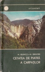 Cetatea de piatră a Carpaților foto
