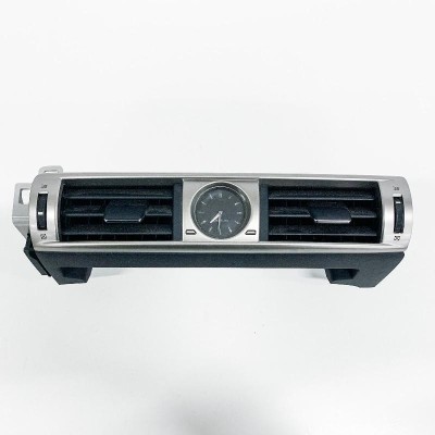 Gura de ventilație planșa de bord LEXUS IS III _E3_ 2016 OEM: 55670-53081,55670-53150,55670-53080,55670-53090,55688-53010,55670-53140 10620918 foto