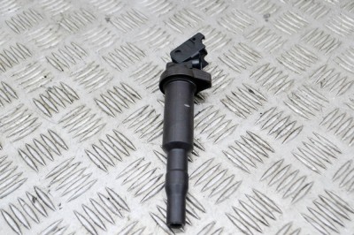 Bobina de inducție de &amp;icirc;naltă tensiune BMW 5 F10 2015 OEM: 7594937,0221504470 14831436 foto