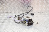 Unitate de control suspensie pneumatică TESLA MODEL S 2014 OEM: 1047417-00-A,6007021-00-B 11611615