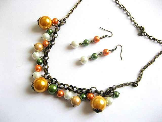 set perle , set lucrat manual colier si cercei 21533